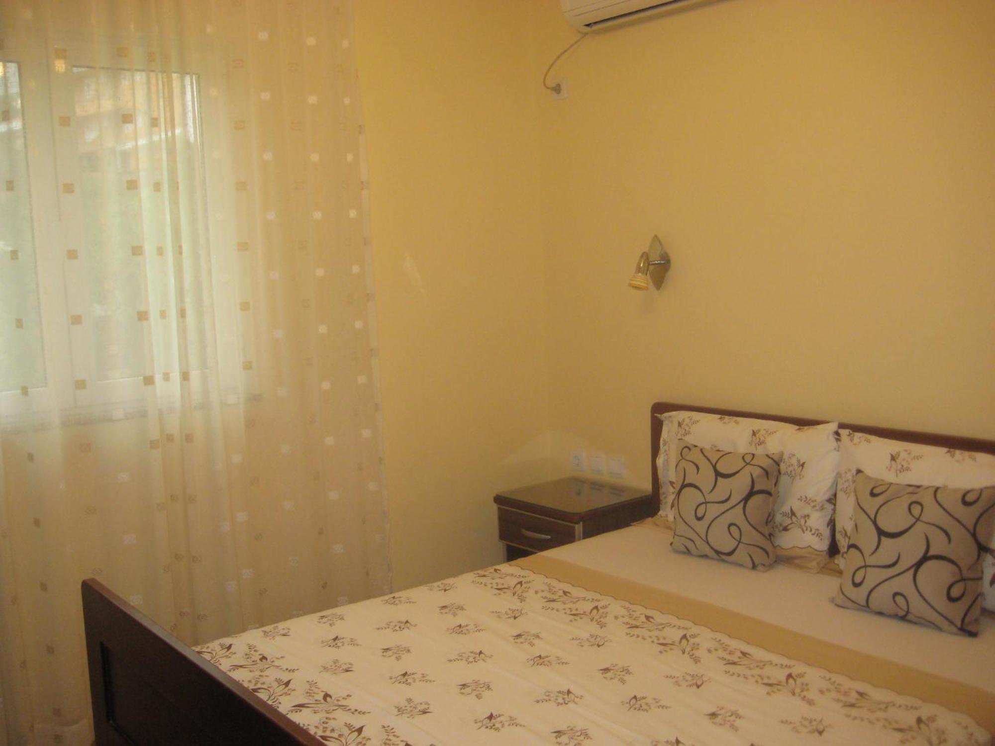 Apartmani Becici Oda fotoğraf