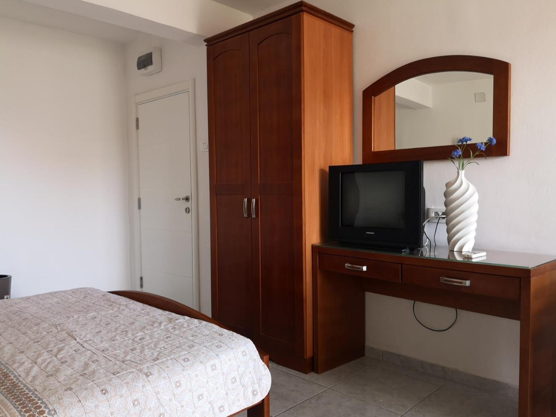Apartmani Becici Oda fotoğraf